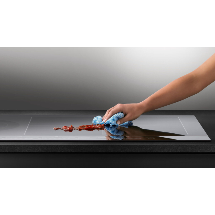 Fisher & Paykel 30cm Induction Hob in Black Glass