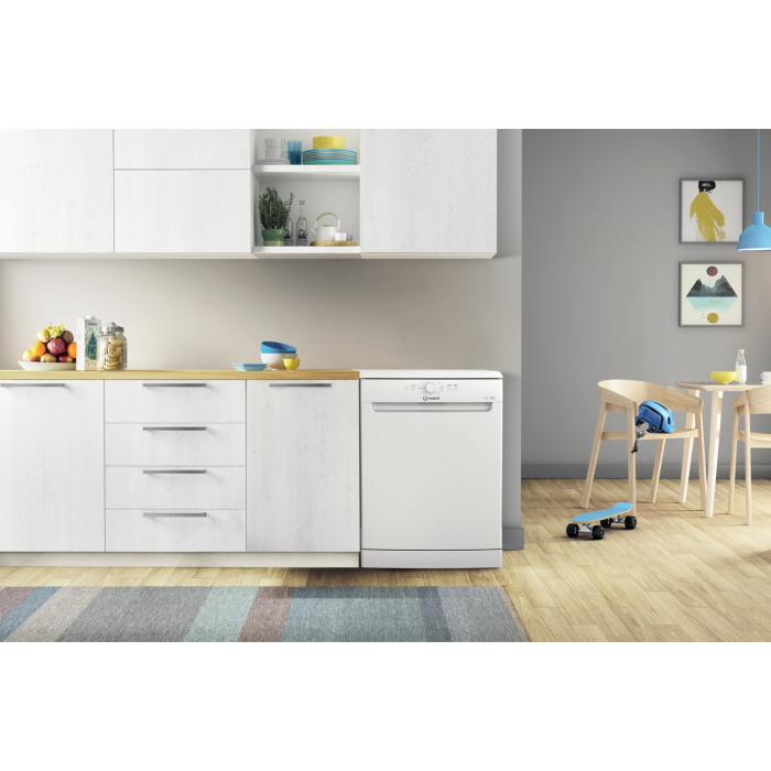 Indesit D2F HK26 UK D2FHK26UK 60cm Dishwasher - White - 14 Place Setting
