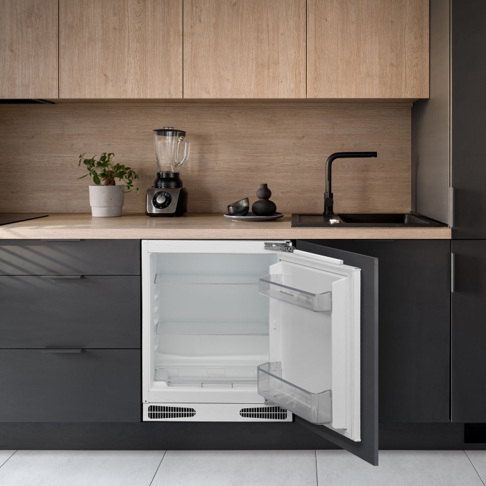Montpellier MBUL134E Integrated Larder Fridge - Efficient Storage