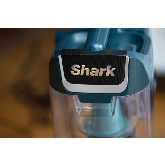 Shark LA791UKT Vacuum with Advanced Cleaning Features