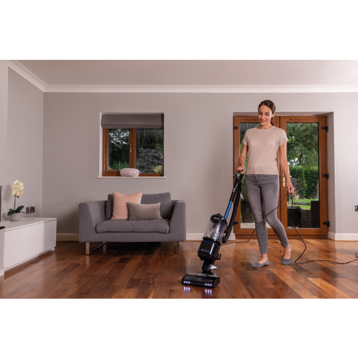 Shark NV602UK Lift-Away Upright Vacuum Cleaner - Blue