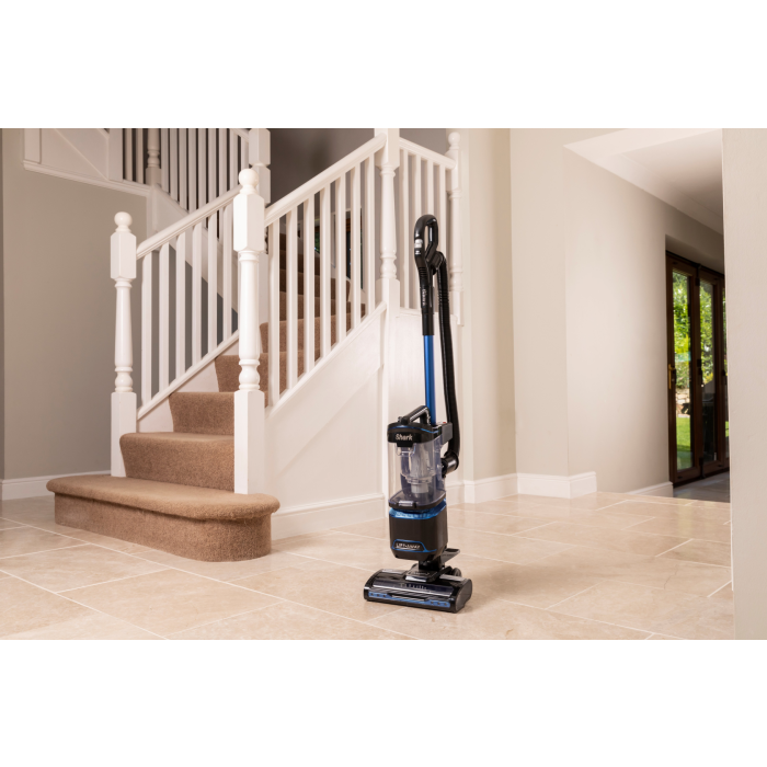 Shark NV602UK Lift-Away Upright Vacuum Cleaner - Blue