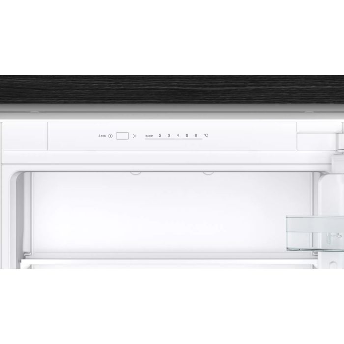 Siemens KI87VNSE0G 54.1 70/30 Integrated Low Frost Fridge Freezer